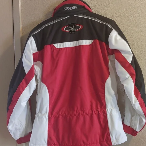 Gorgeous warm spyder jacket♥️ - Picture 8 of 9